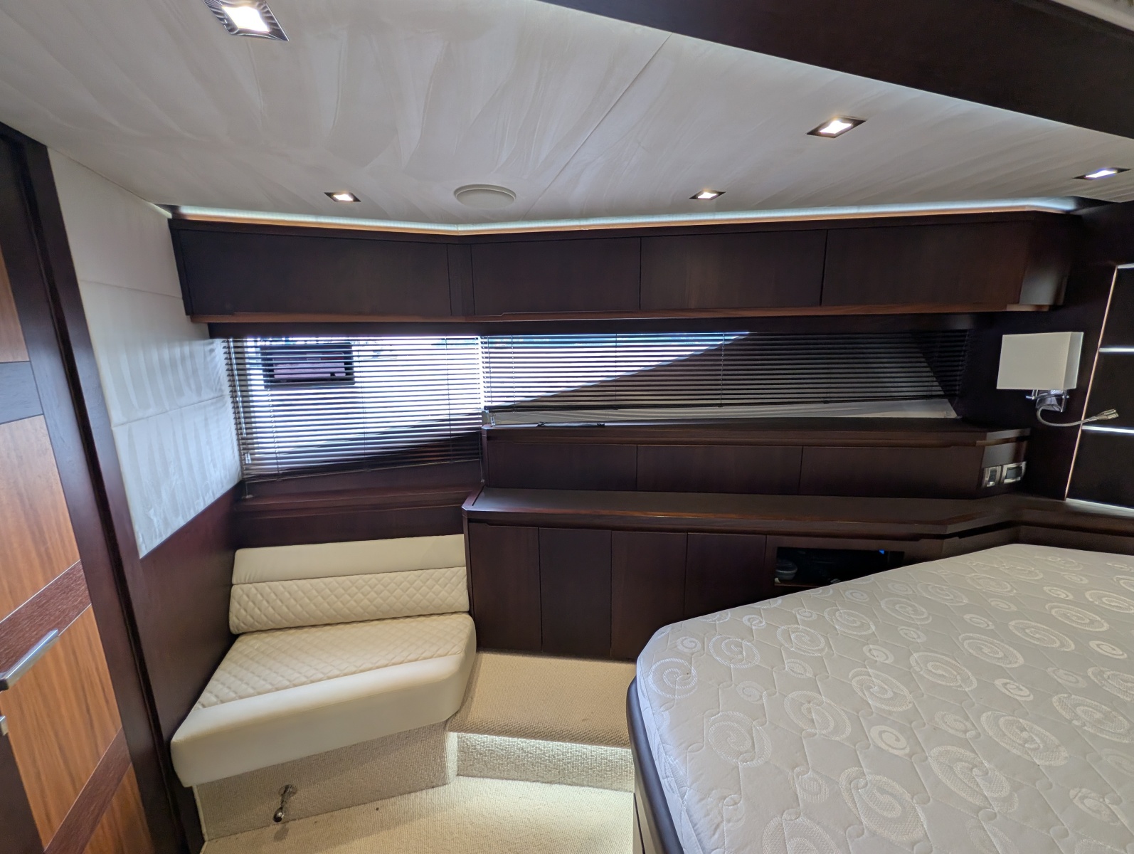 2018 Galeon 640 FLY