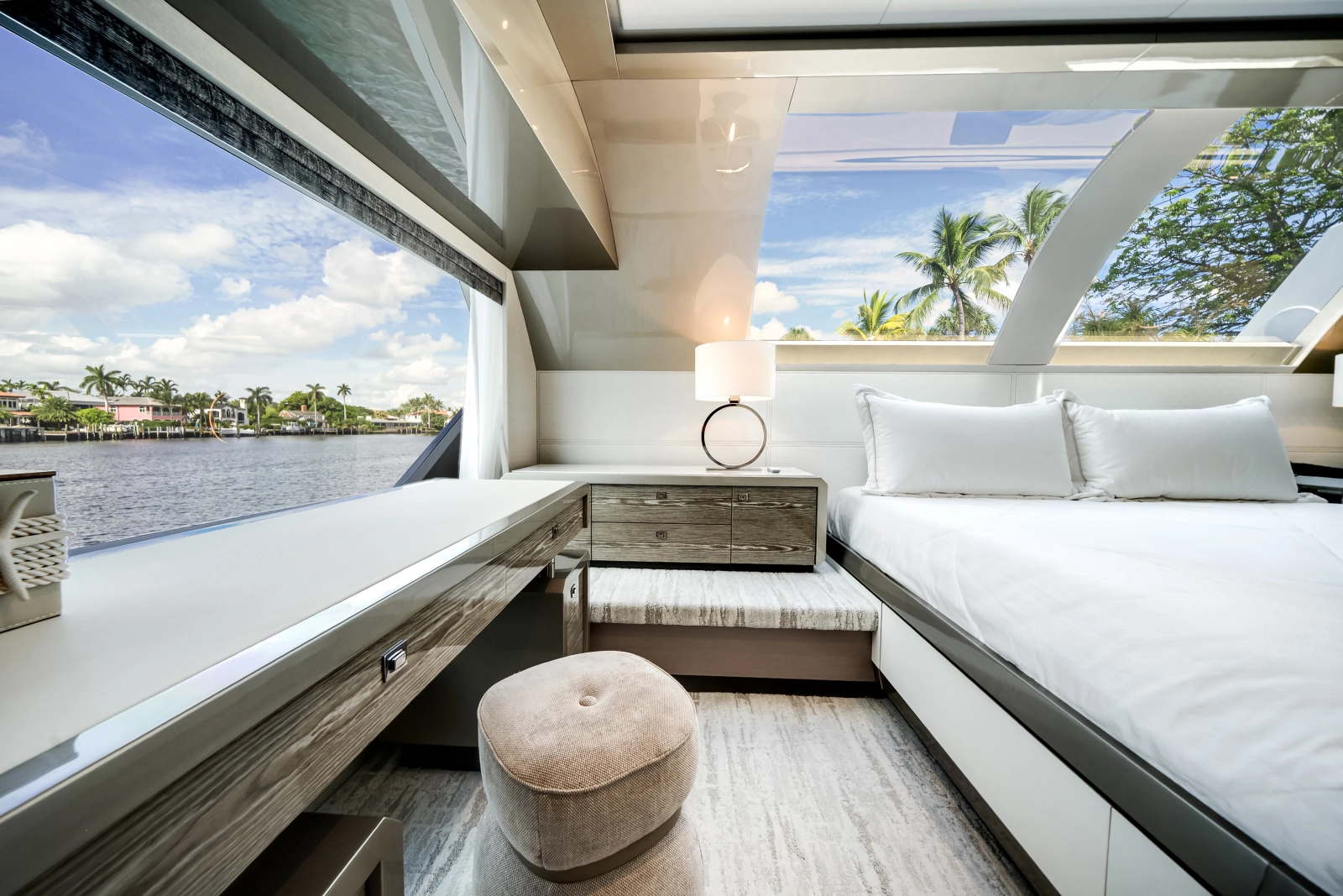 2025 Ocean Alexander 27R