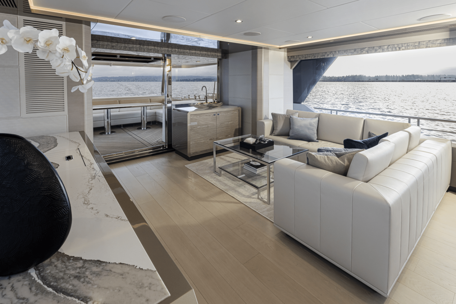 2025 Ocean Alexander 27R