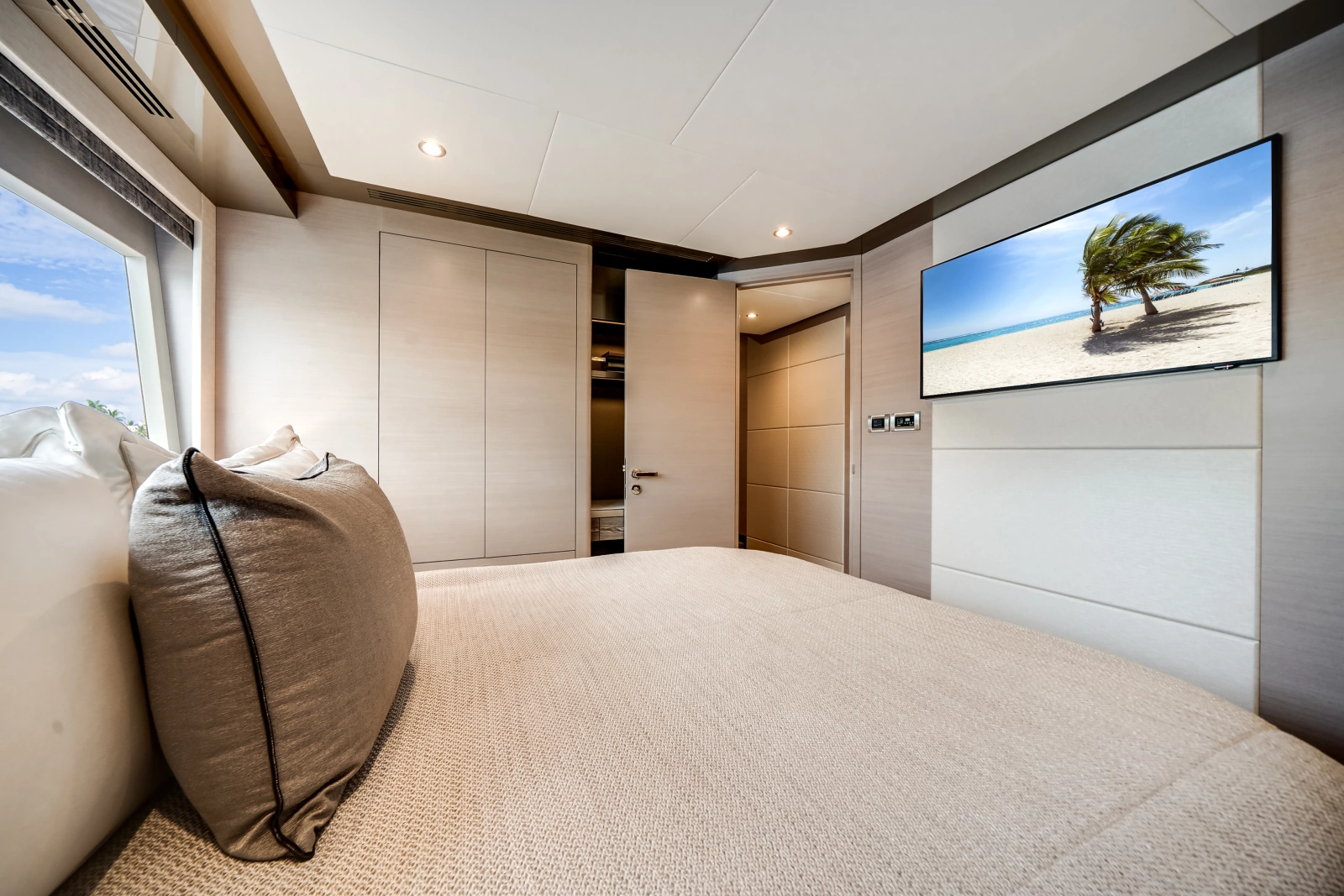 2025 Ocean Alexander 27R