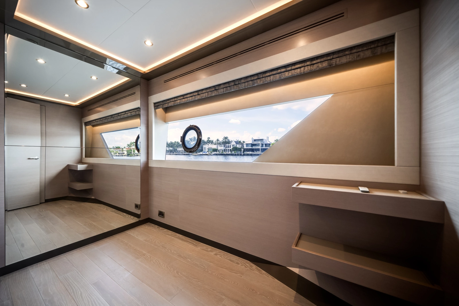 2025 Ocean Alexander 27R