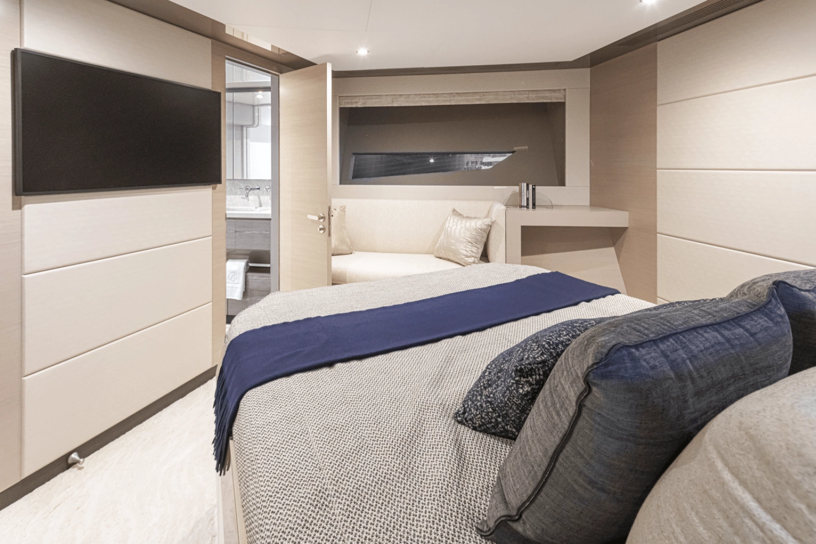 2025 Ocean Alexander 27R