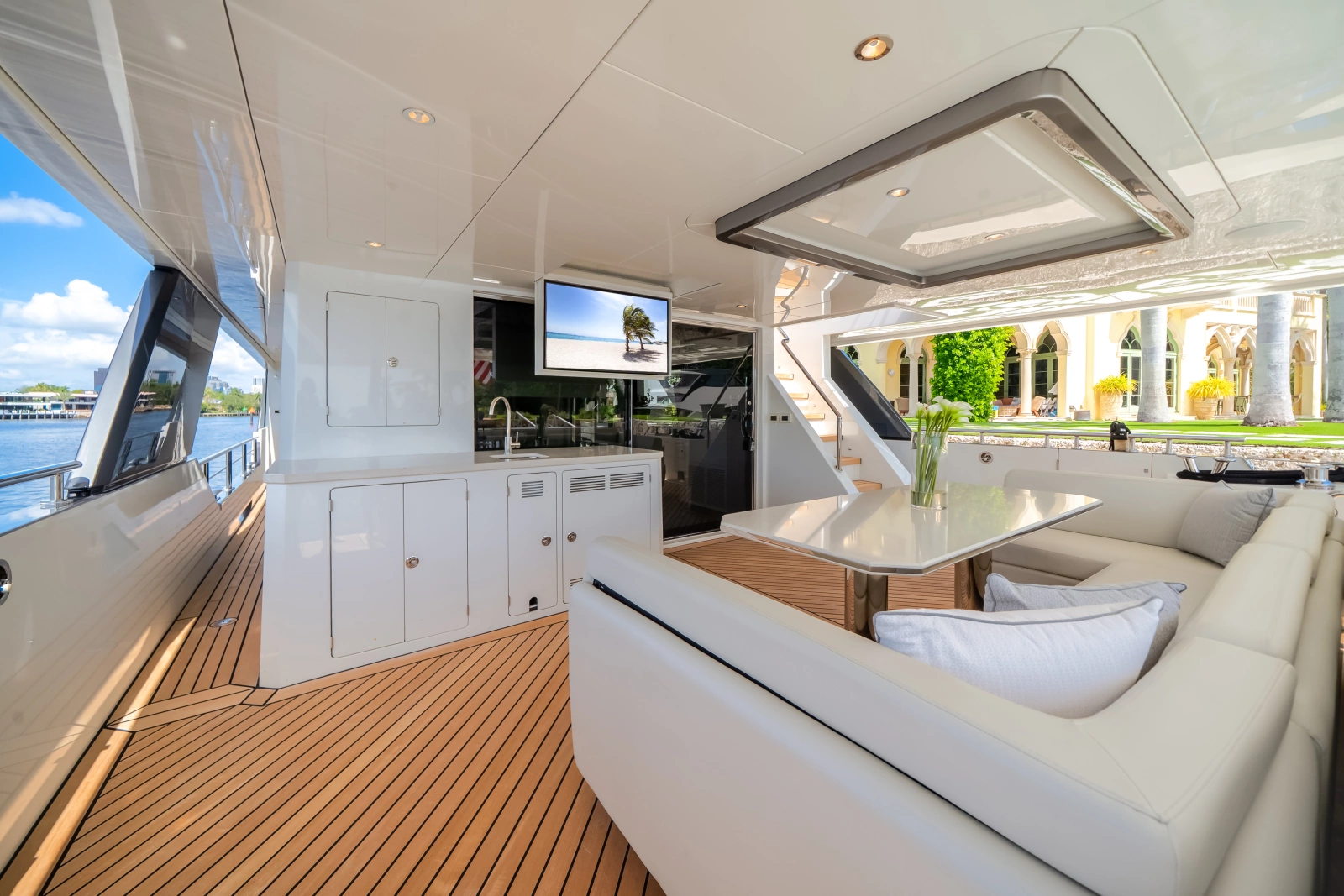 2025 Ocean Alexander 27R
