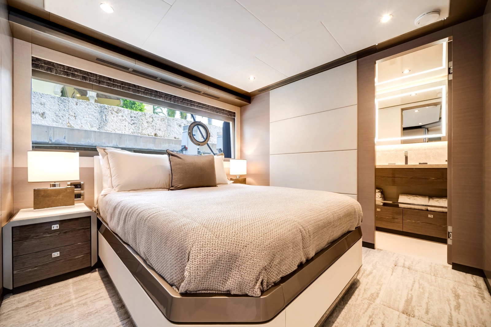 2025 Ocean Alexander 27R