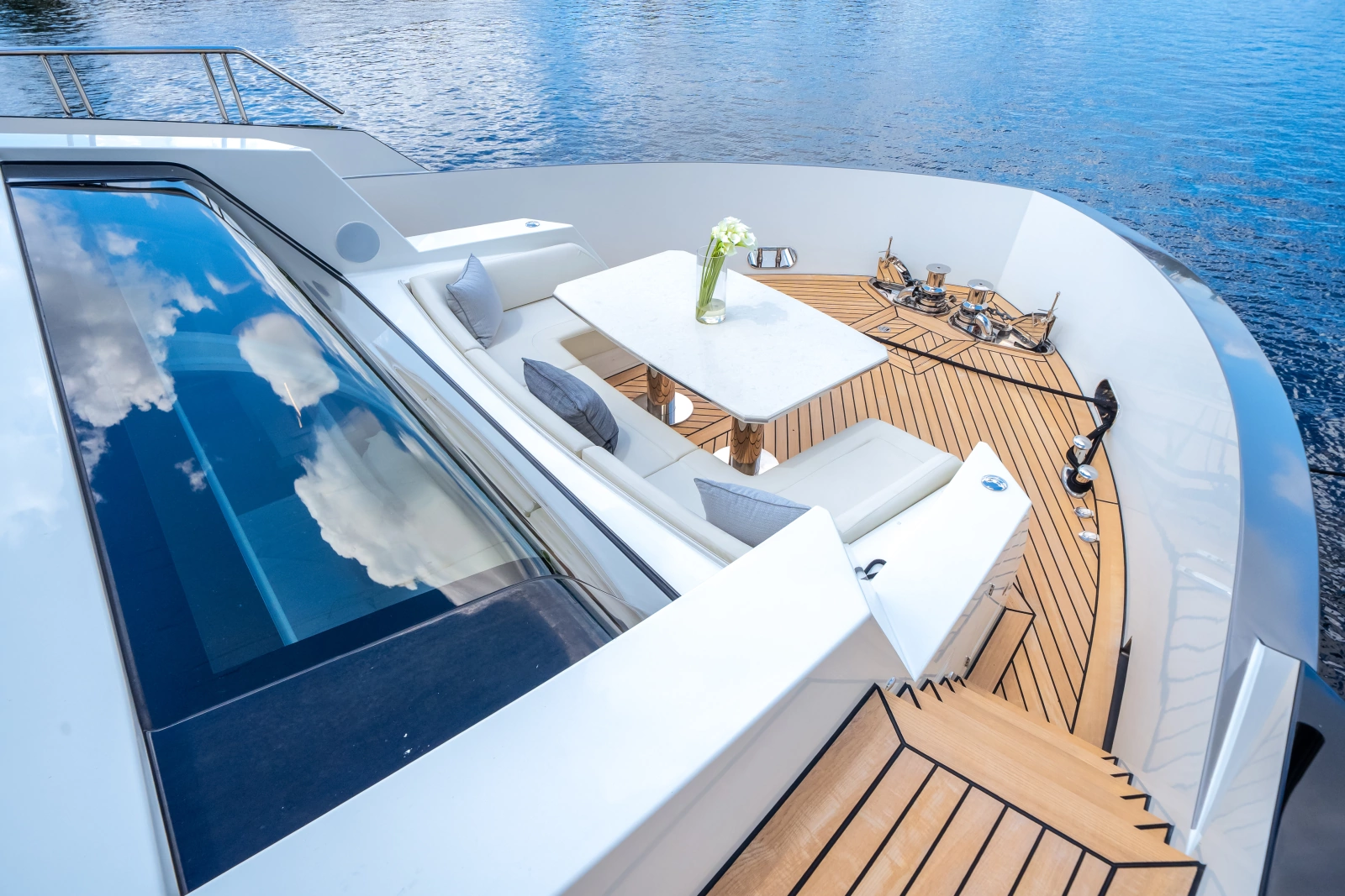 2025 Ocean Alexander 27R