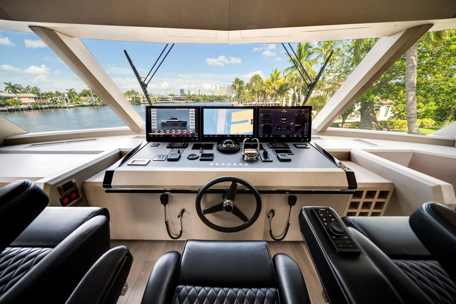2025 Ocean Alexander 27R