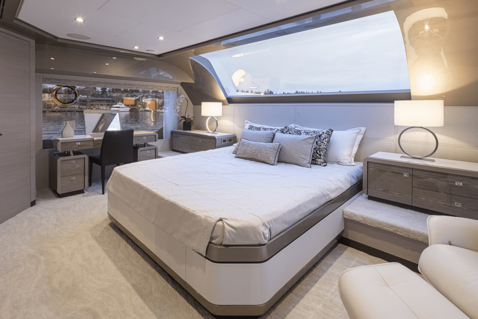 2025 Ocean Alexander 27R