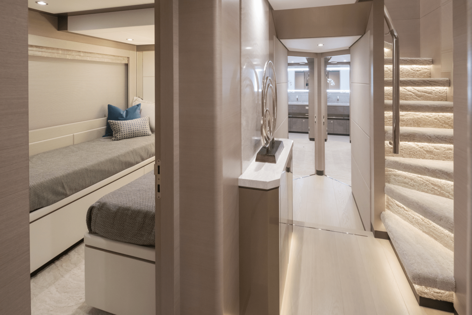2025 Ocean Alexander 27R