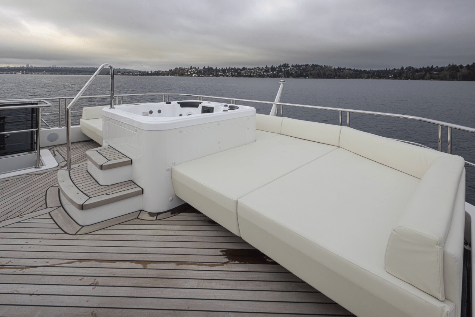 2025 Ocean Alexander 27R