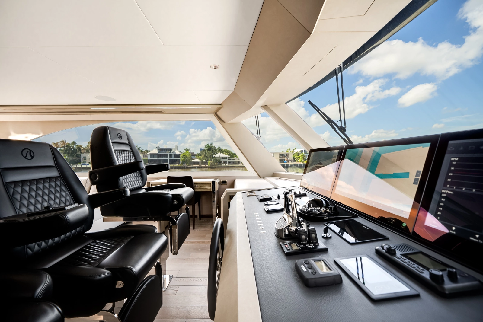 2025 Ocean Alexander 27R