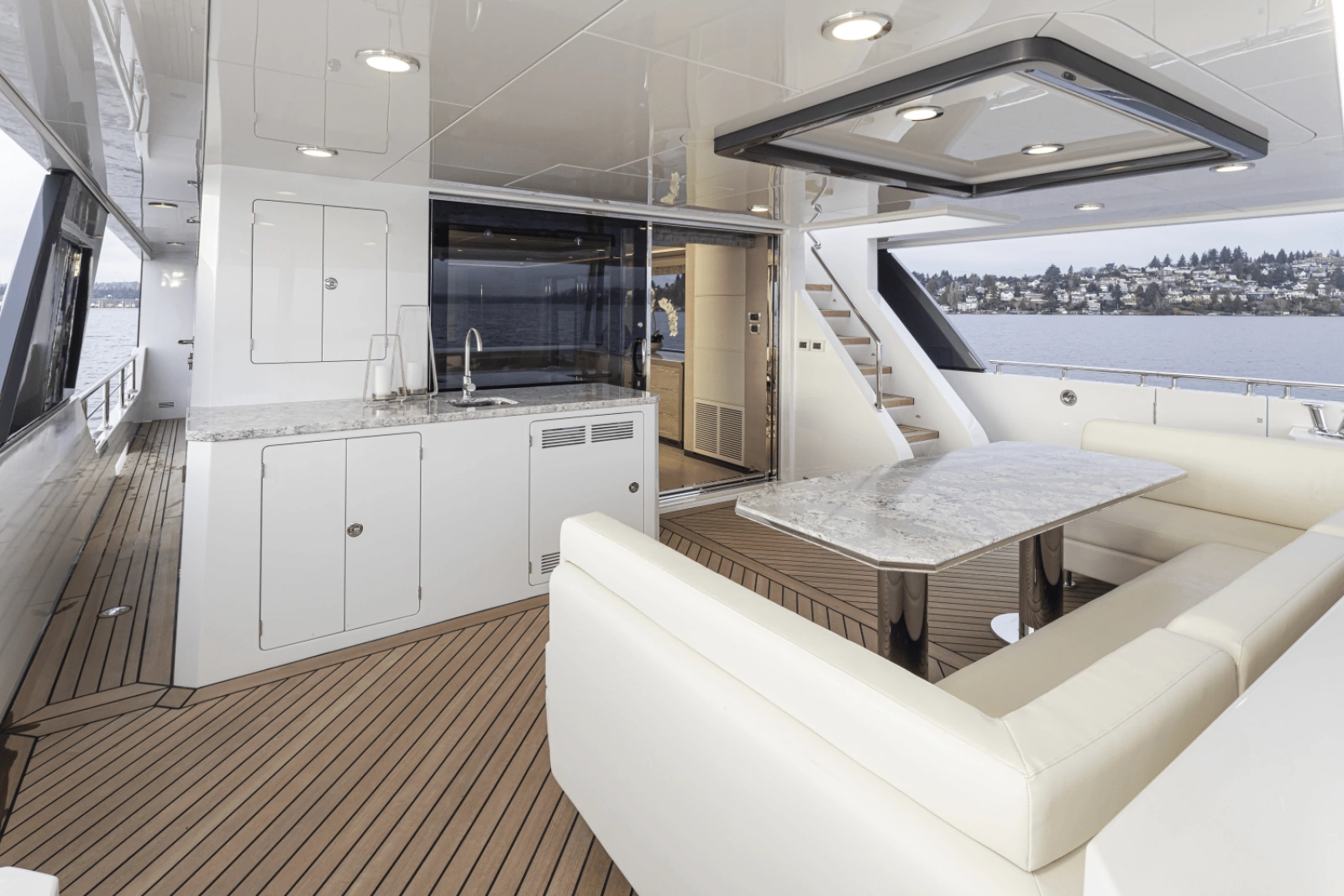 2025 Ocean Alexander 27R
