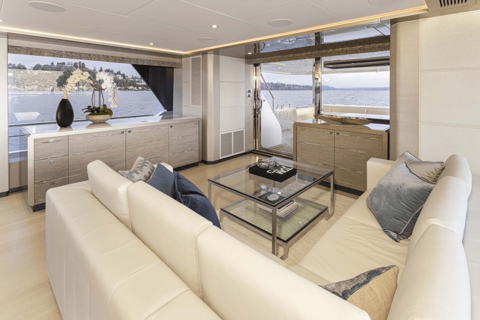 2025 Ocean Alexander 27R