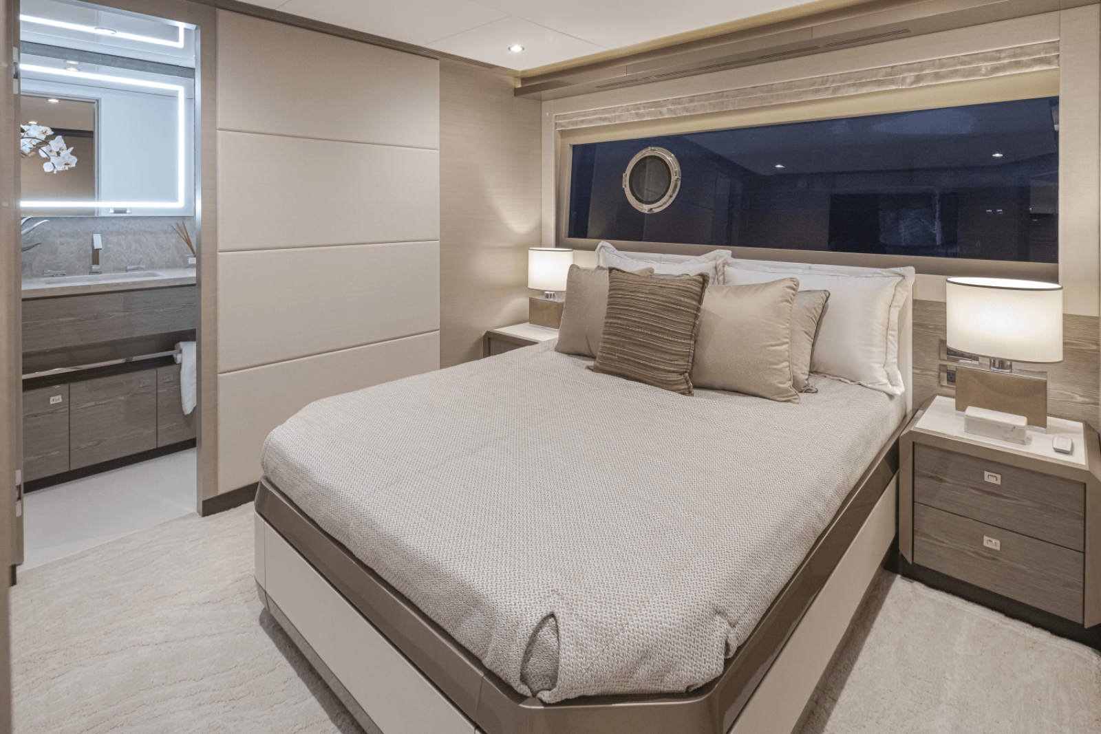 2025 Ocean Alexander 27R
