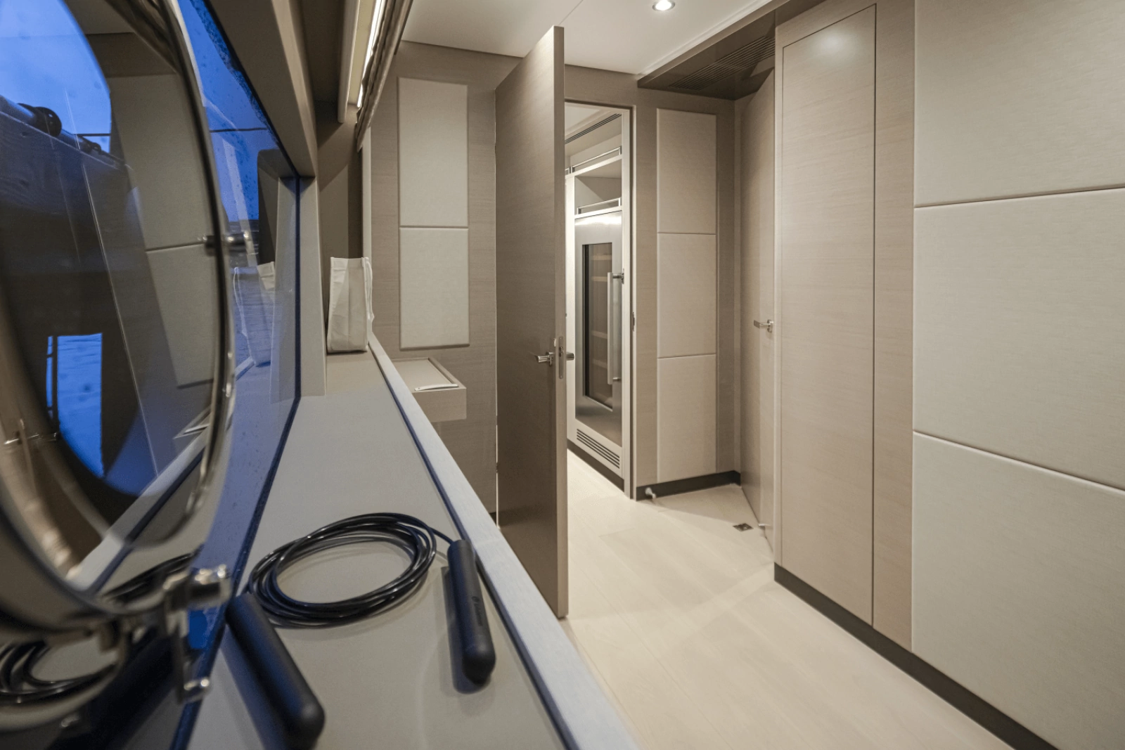 2025 Ocean Alexander 27R
