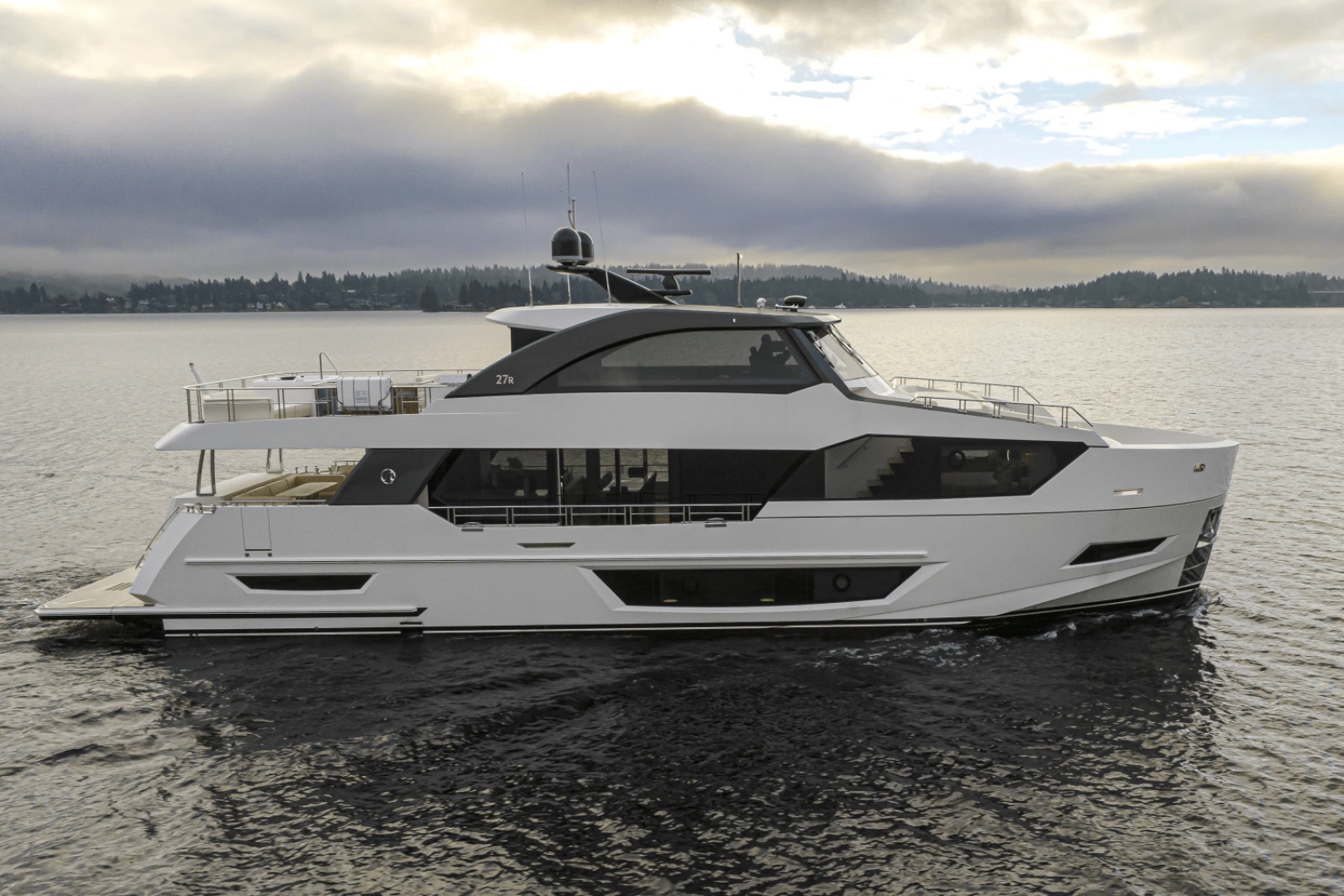 2025 Ocean Alexander 27R