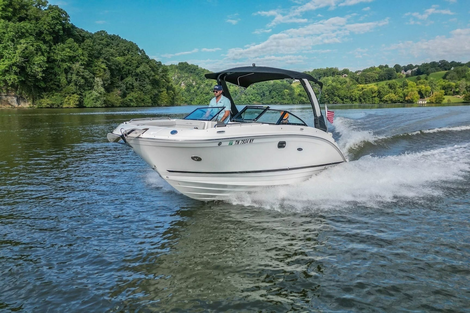 2024 Sea Ray SDX 270