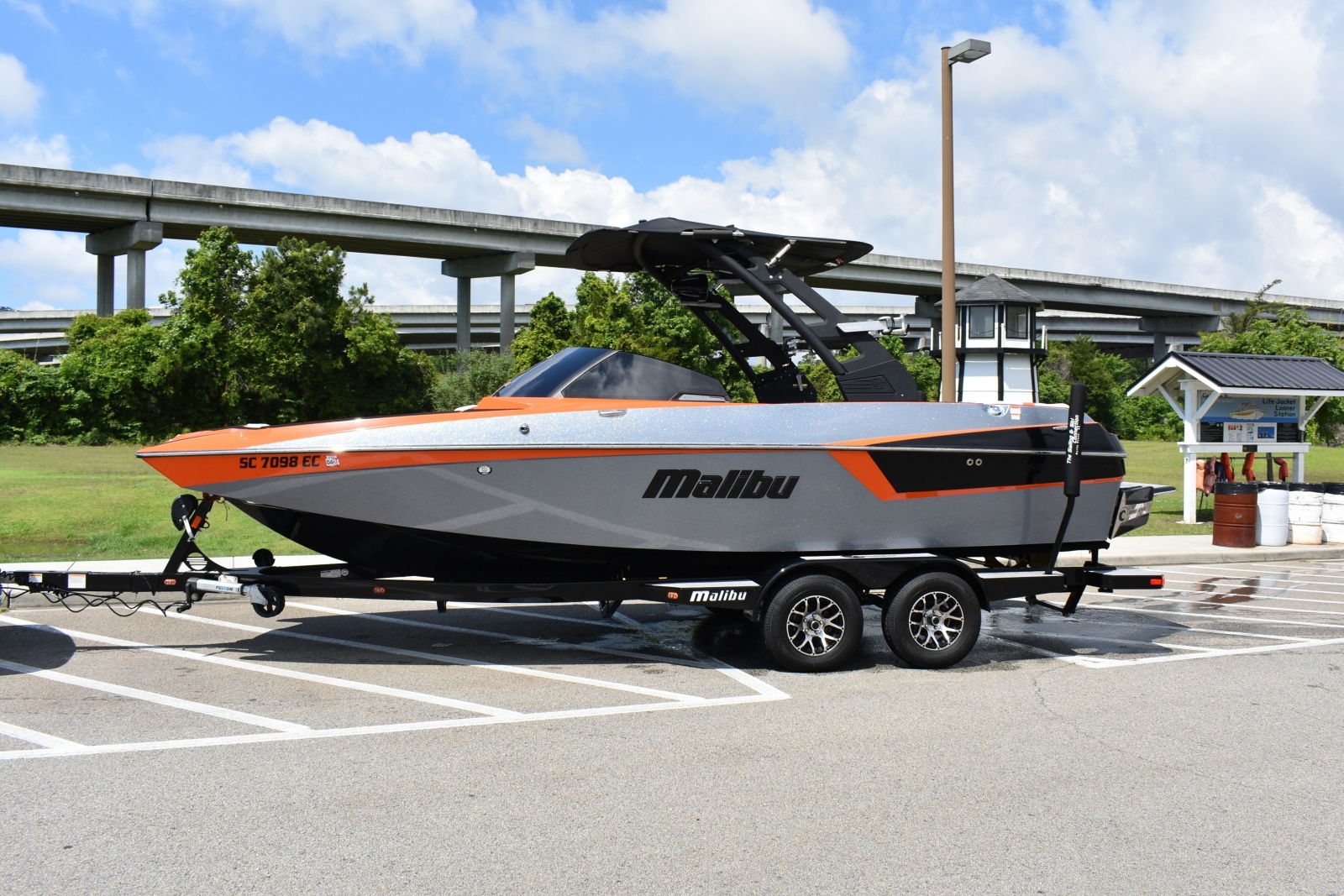 2020 Malibu Wakesetter 22 MXZ