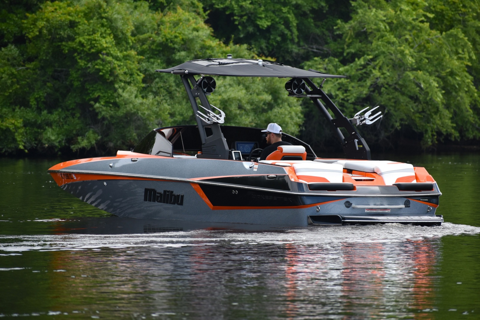 2020 Malibu Wakesetter 22 MXZ