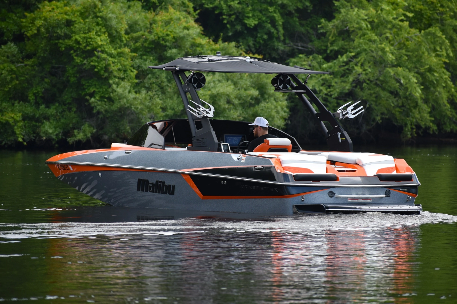 2020 Malibu Wakesetter 22 MXZ