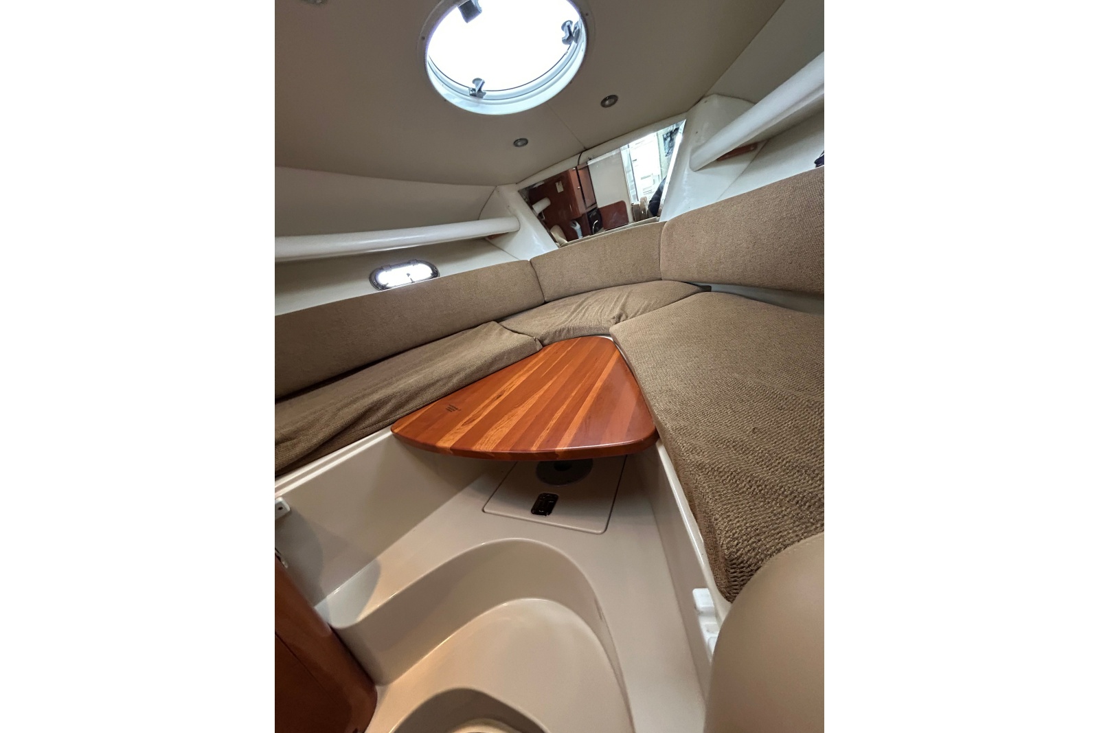 2005 Four Winns 288 Vista