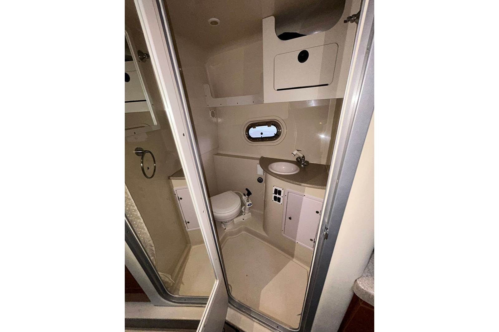 2005 Four Winns 288 Vista