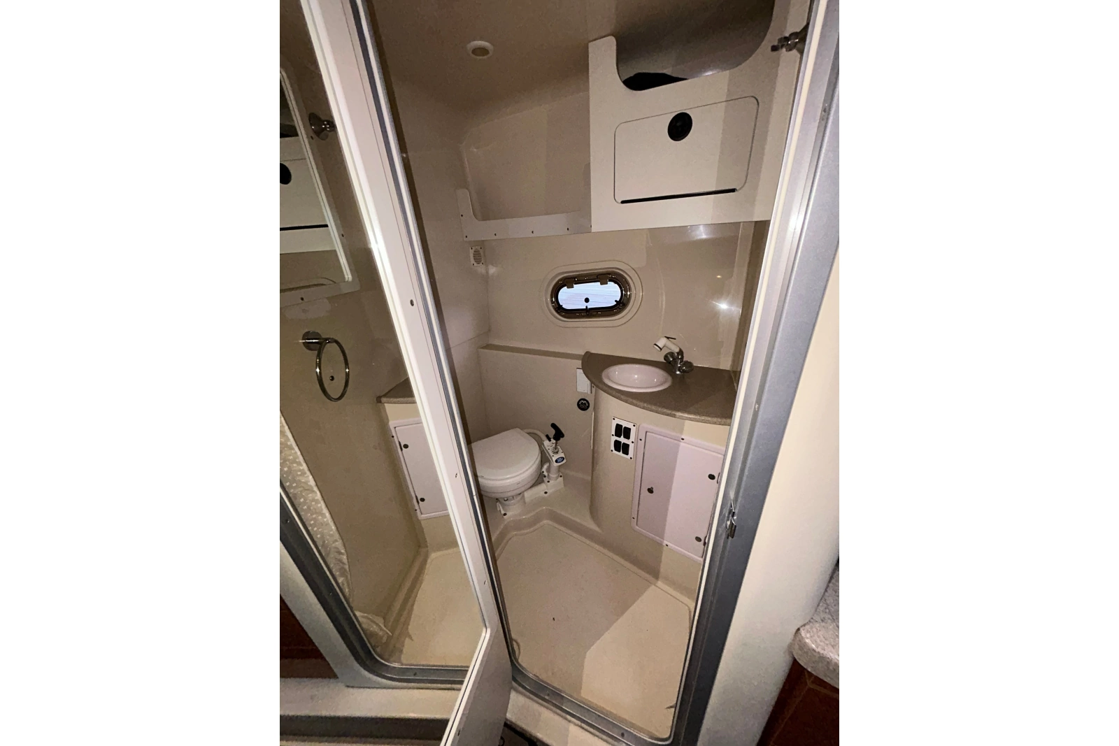2005 Four Winns 288 Vista