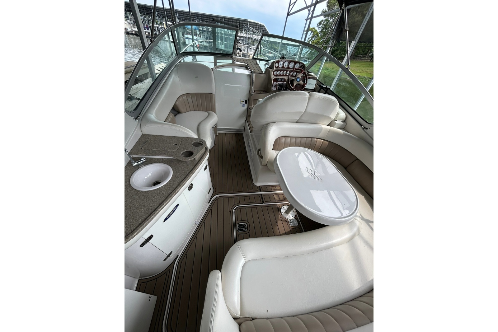 2005 Four Winns 288 Vista