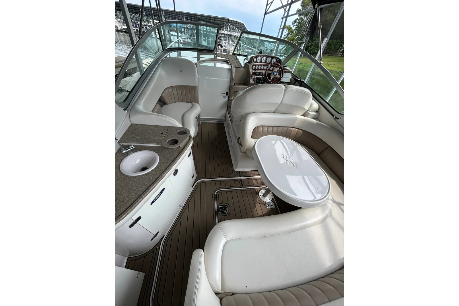 2005 Four Winns 288 Vista