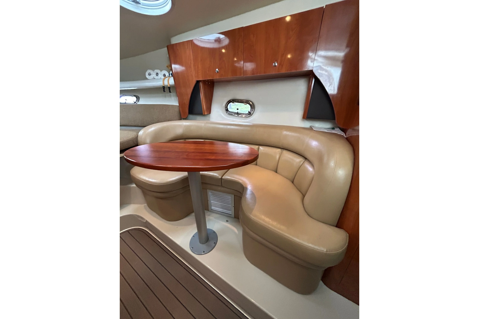 2005 Four Winns 288 Vista