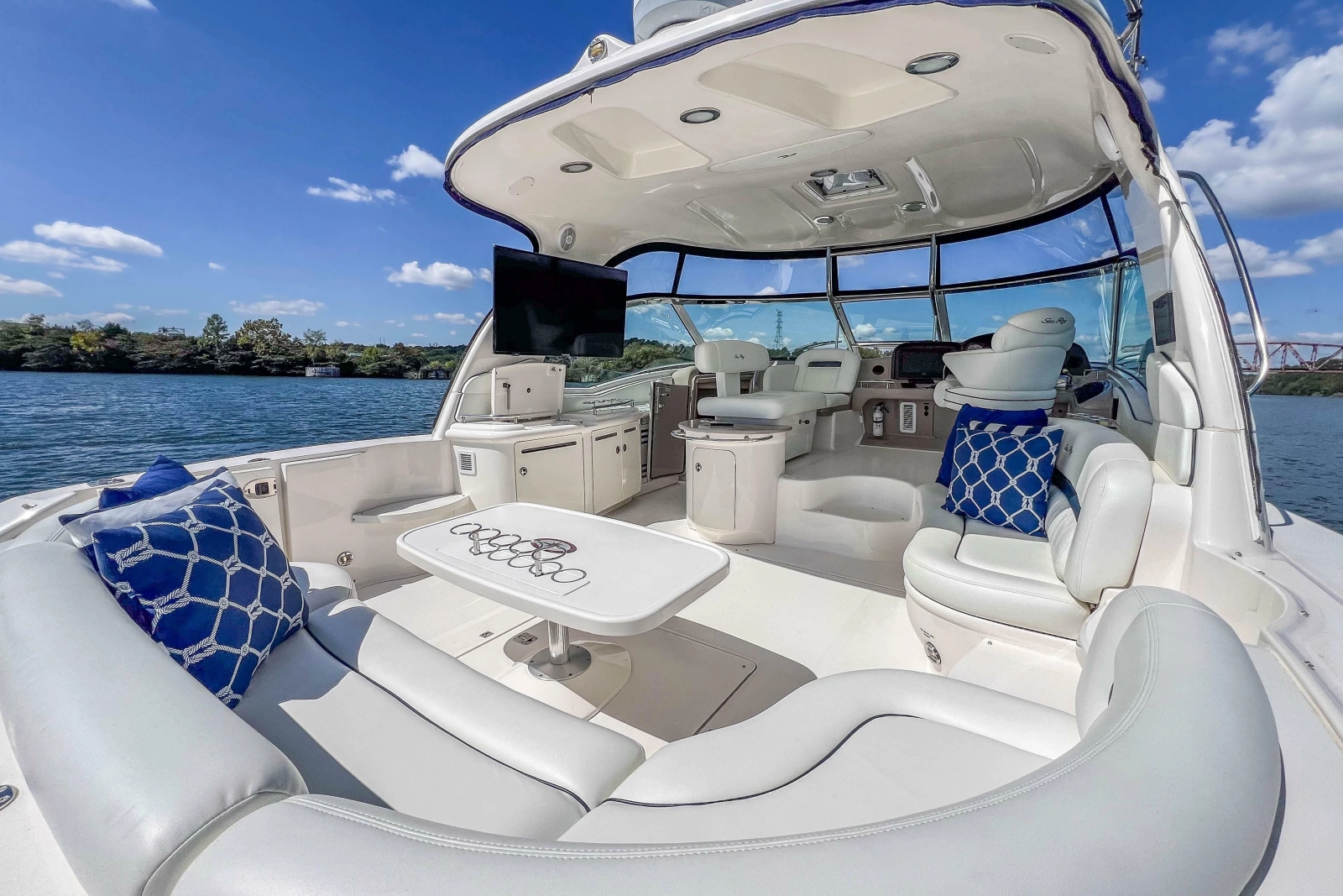 2005 Sea Ray 500 Sundancer