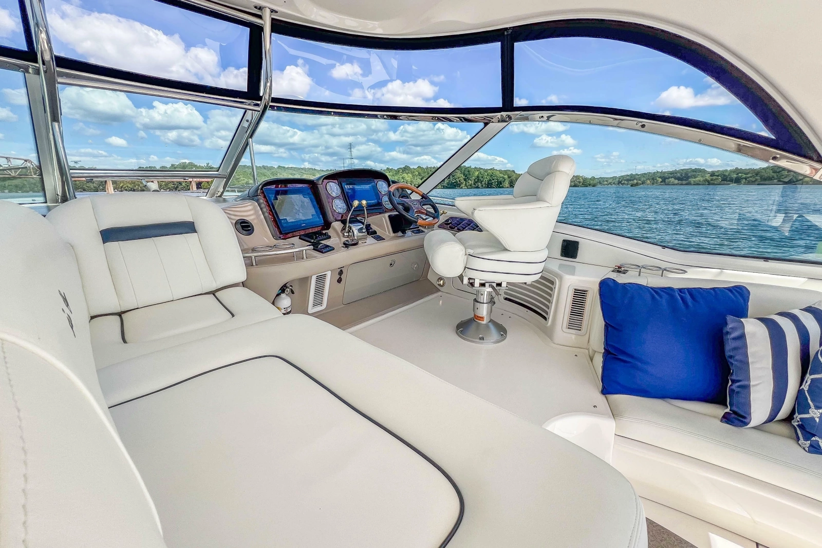 2005 Sea Ray 500 Sundancer