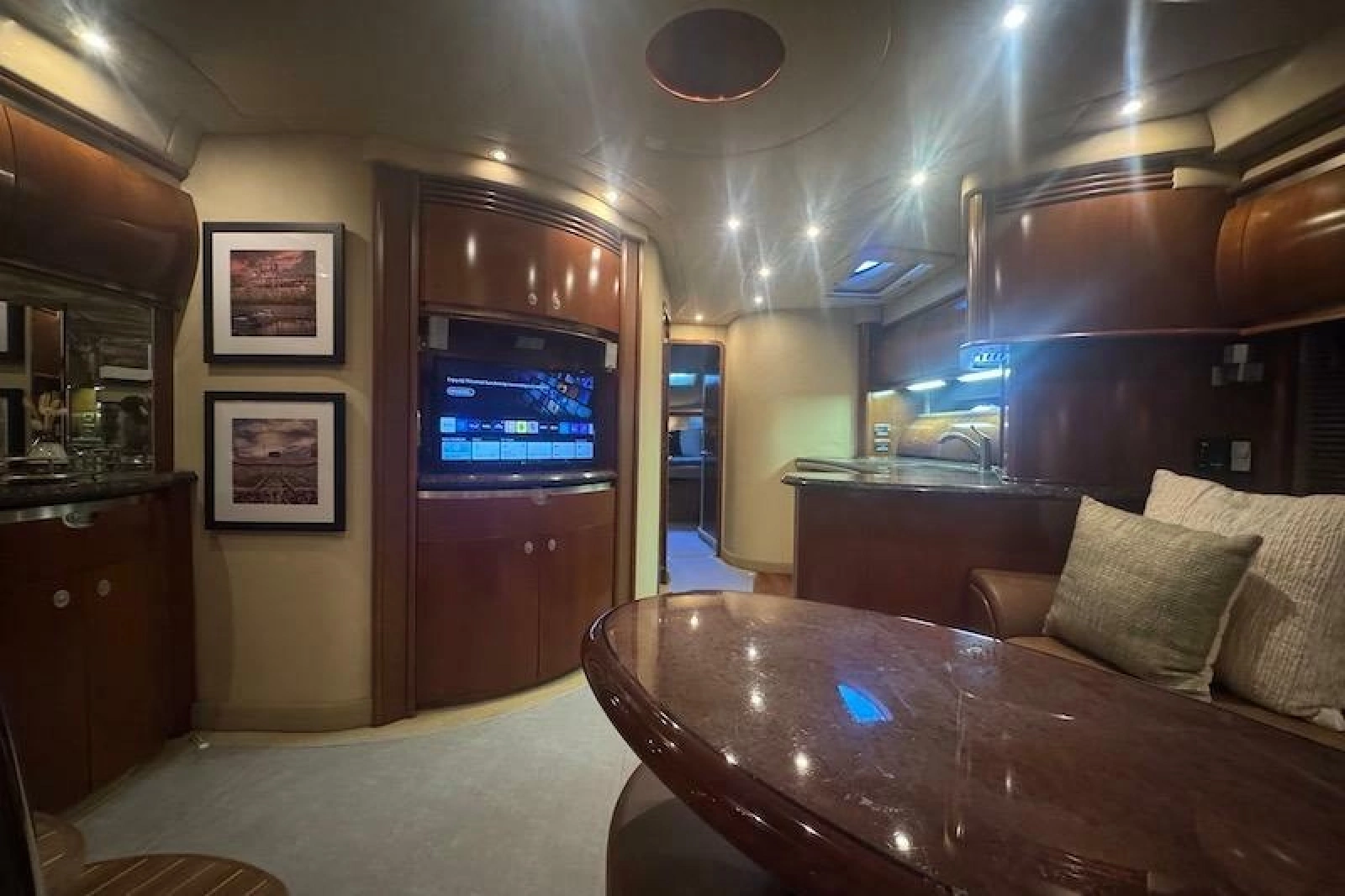 2005 Sea Ray 500 Sundancer