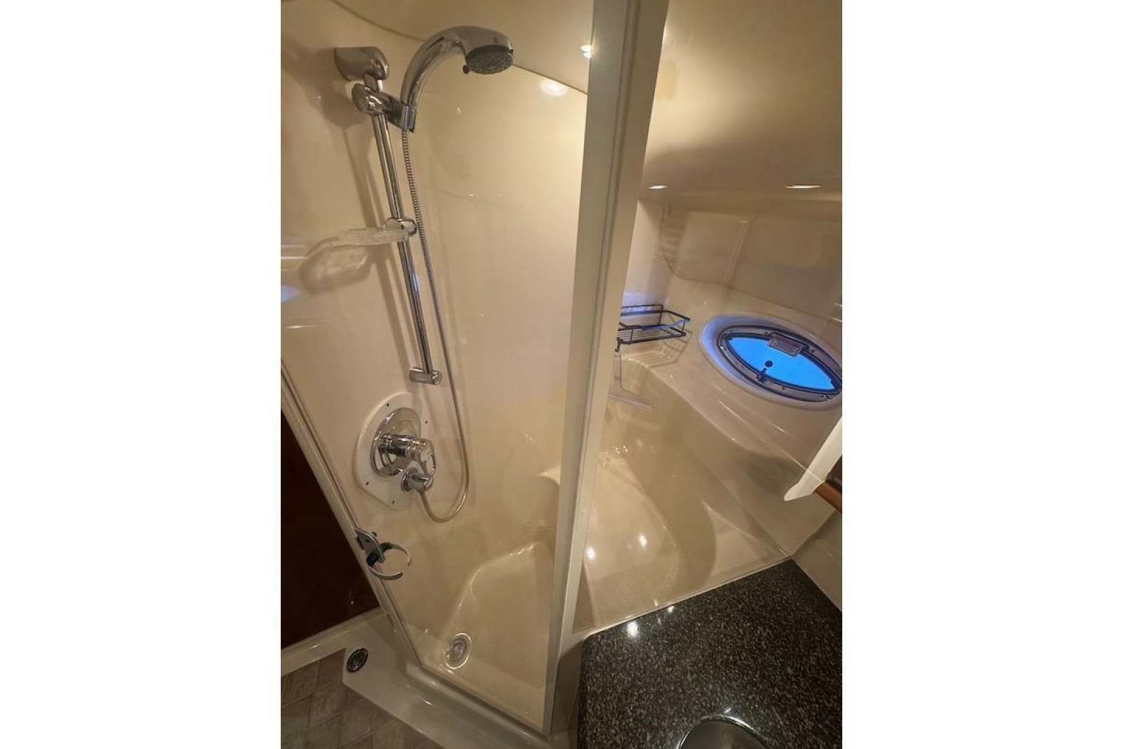 2005 Sea Ray 500 Sundancer
