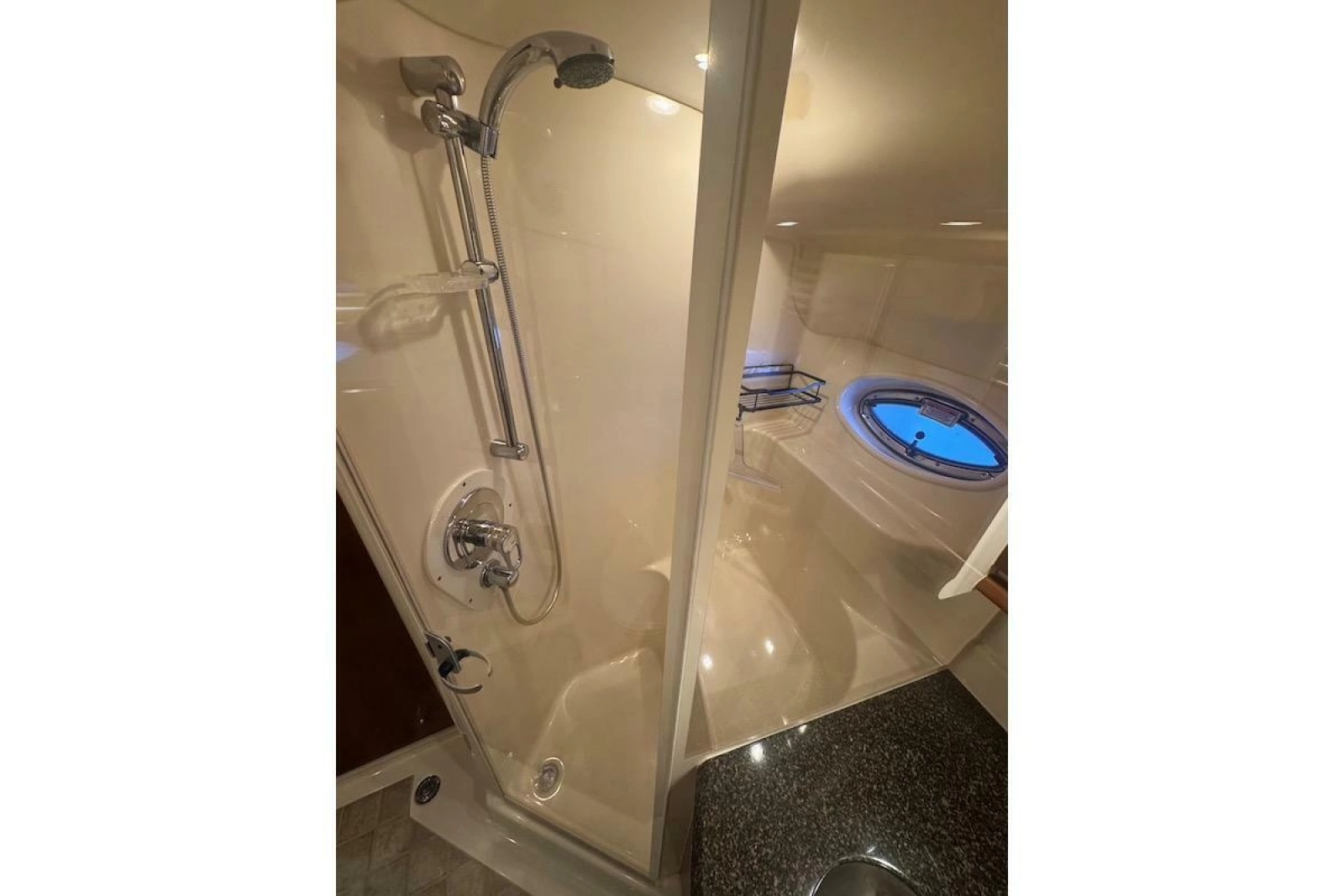 2005 Sea Ray 500 Sundancer