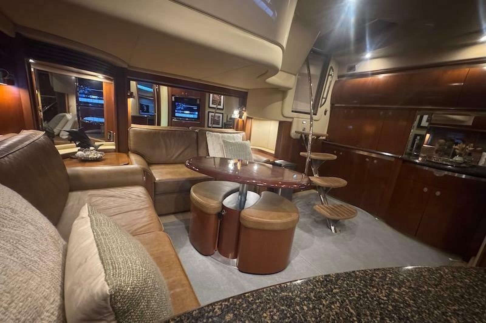 2005 Sea Ray 500 Sundancer