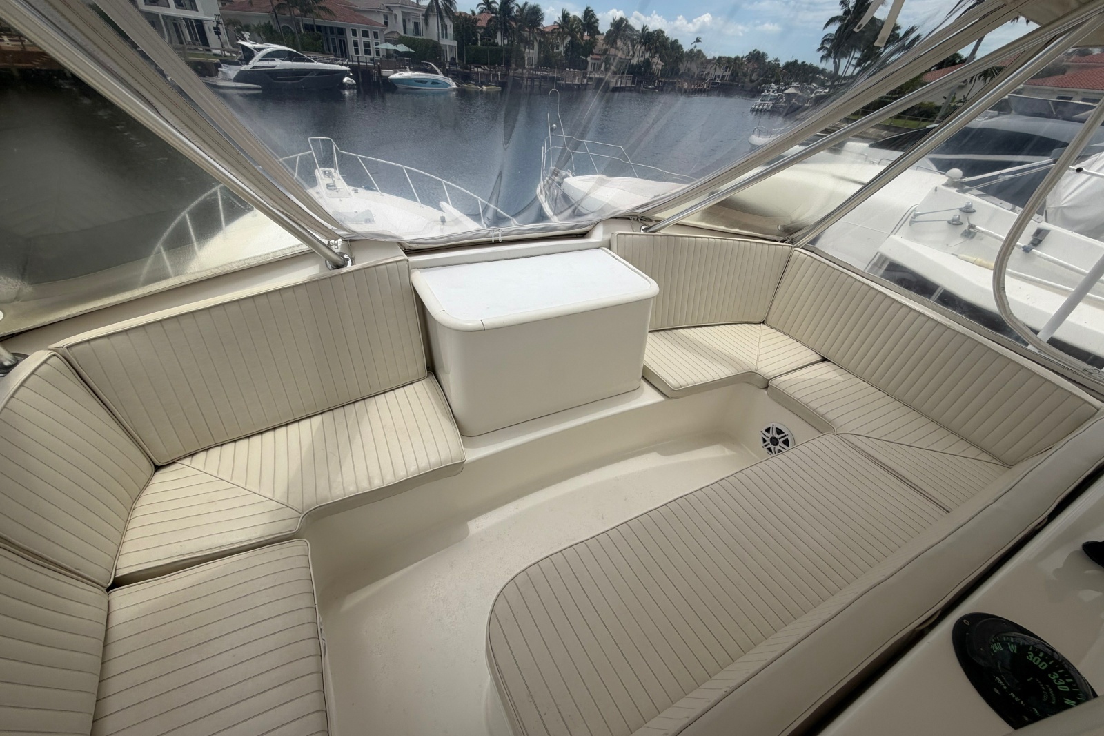 2000 Ocean Yachts 56 Super Sport