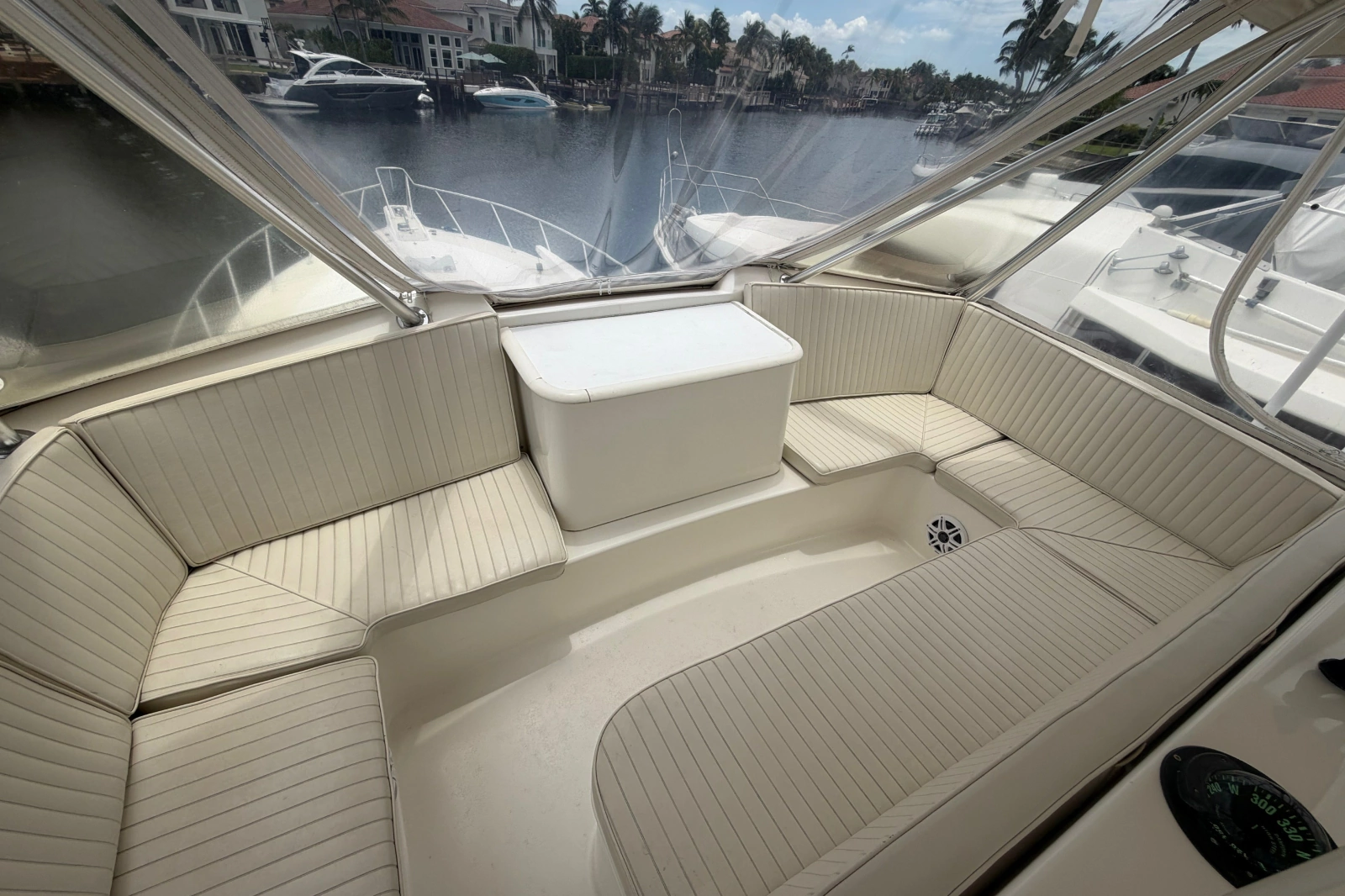2000 Ocean Yachts 56 Super Sport