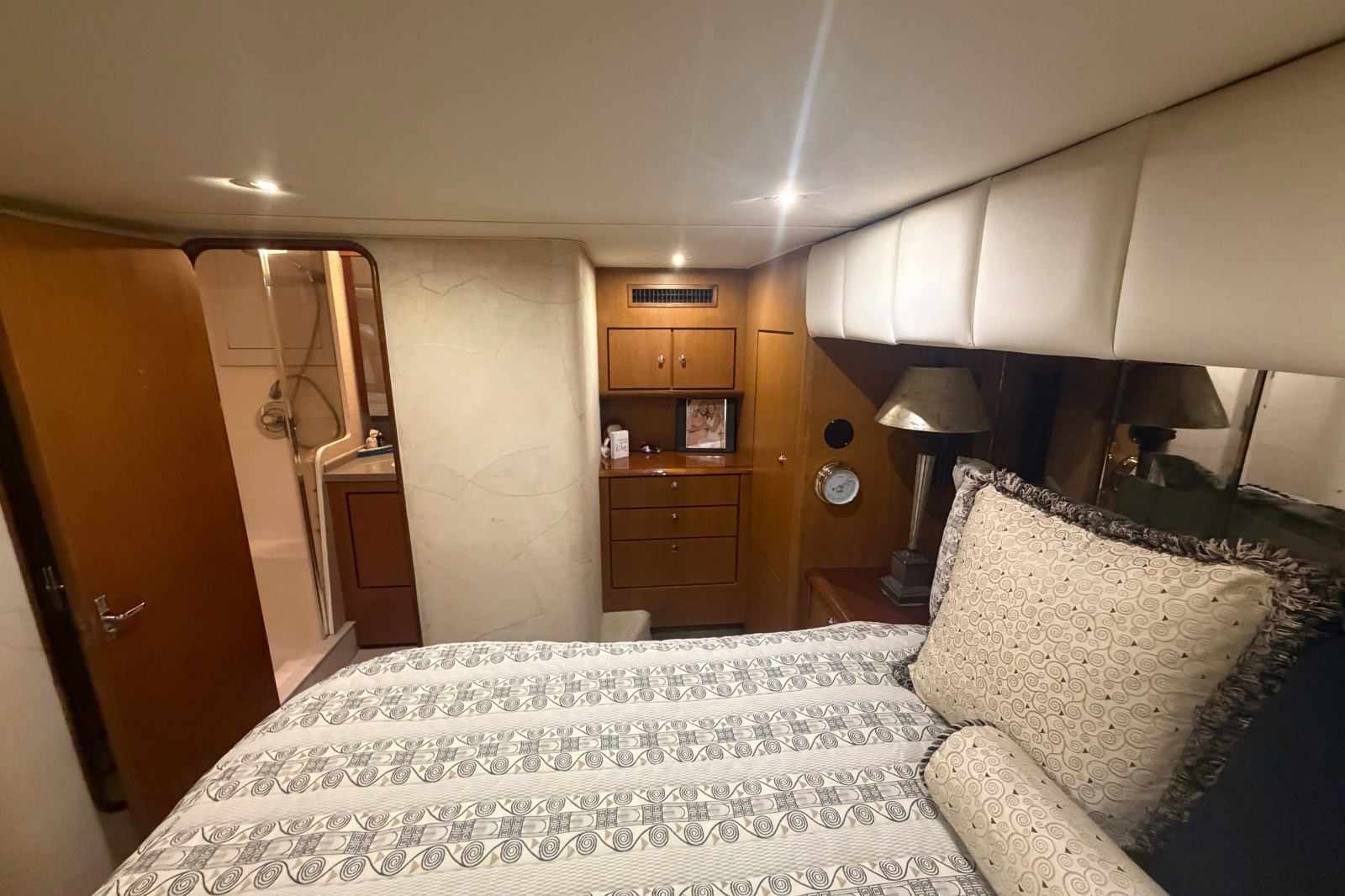 2000 Ocean Yachts 56 Super Sport