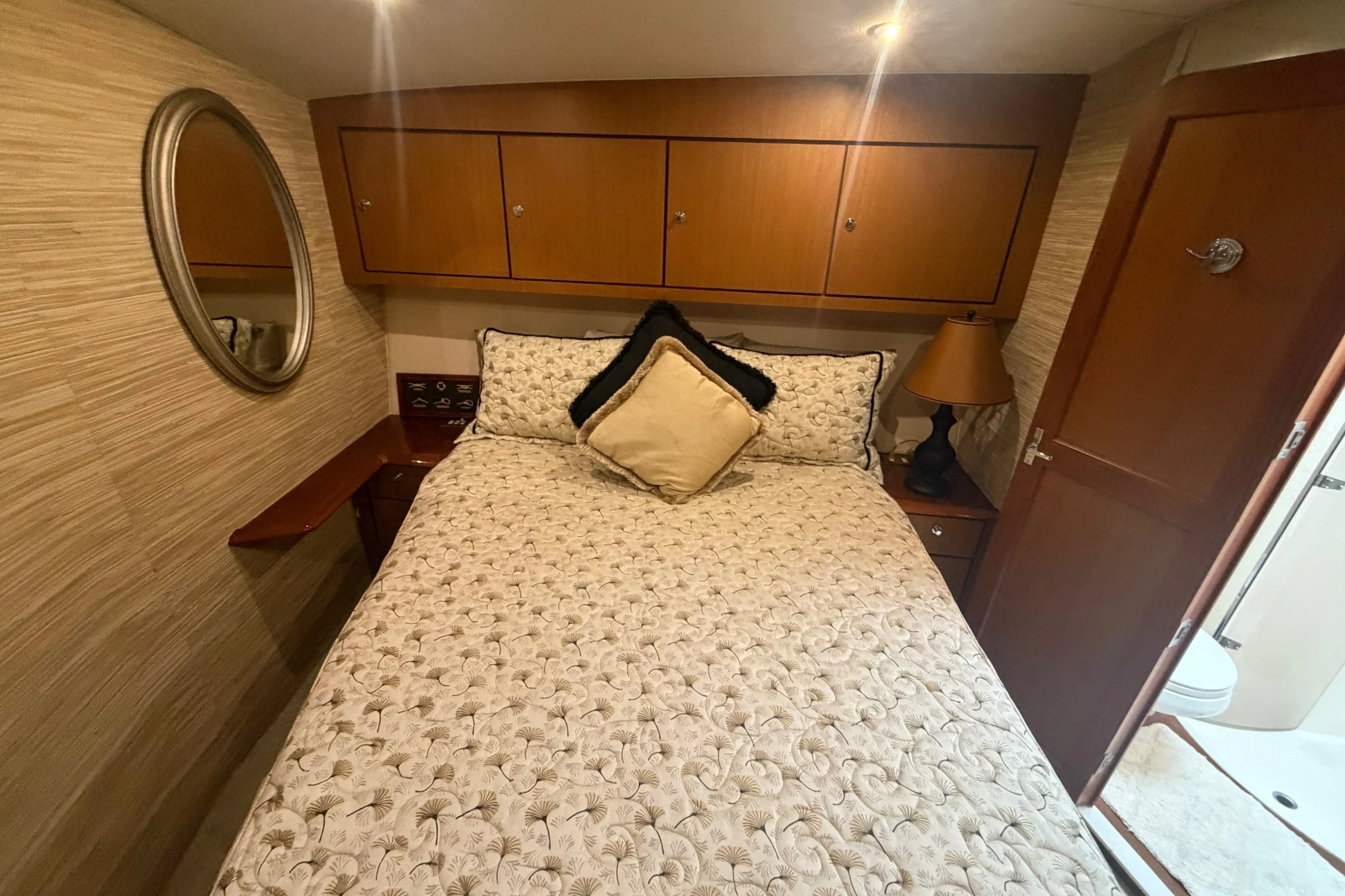 2000 Ocean Yachts 56 Super Sport