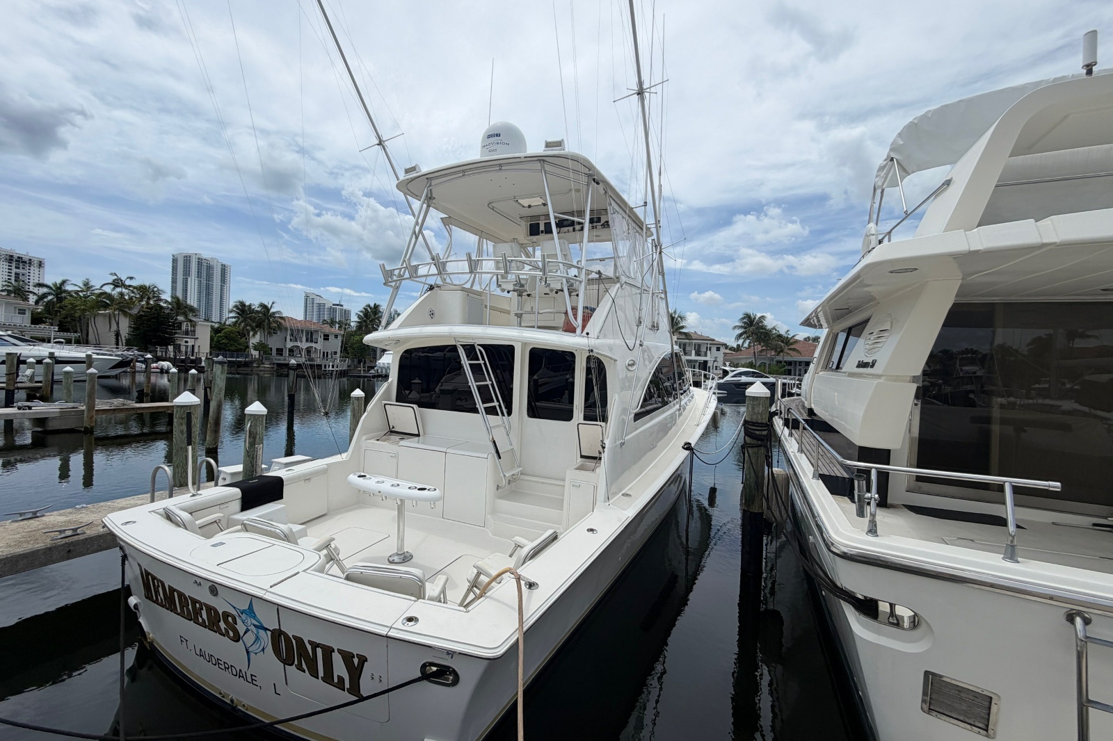 2000 Ocean Yachts 56 Super Sport