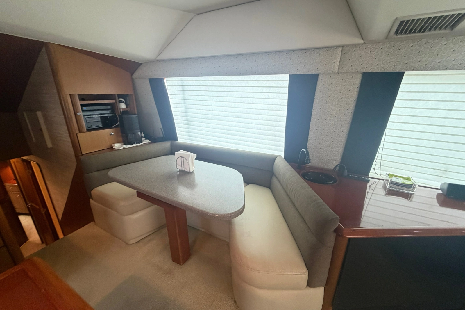 2000 Ocean Yachts 56 Super Sport