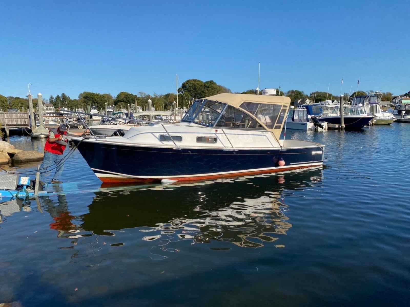 2004 Legacy Yachts 28 Express