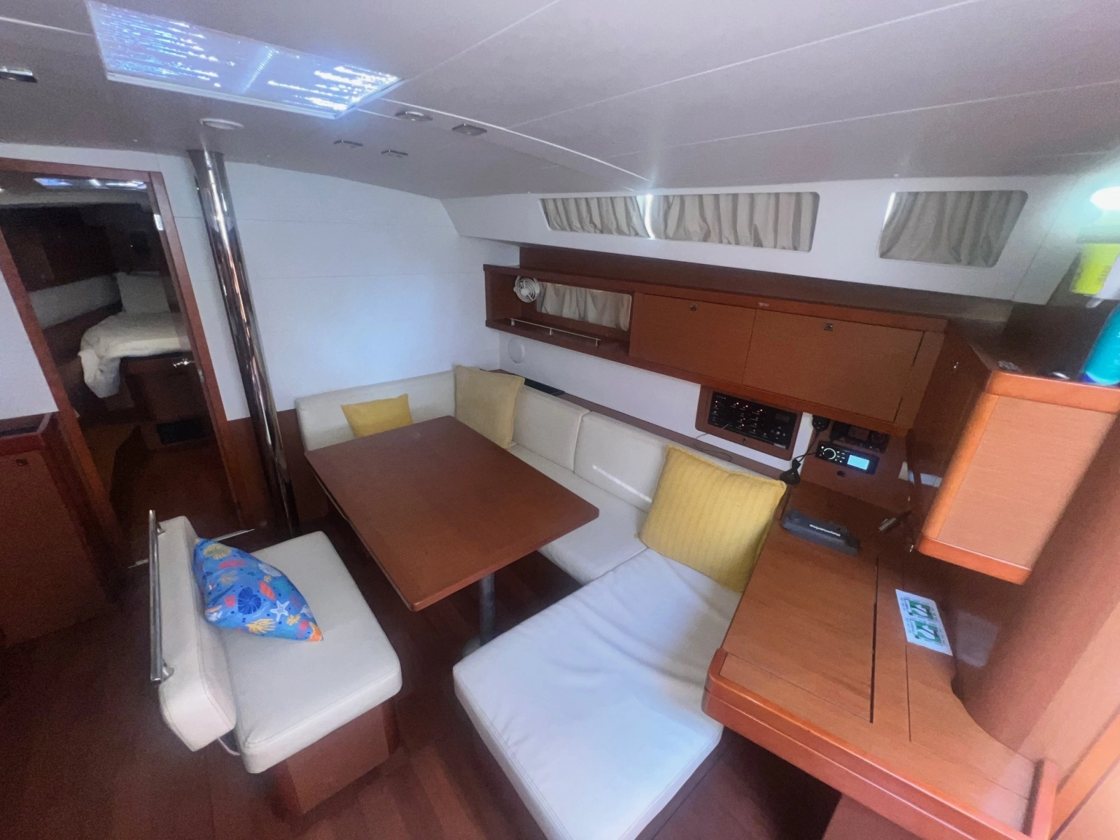 2016 Beneteau Oceanis 45