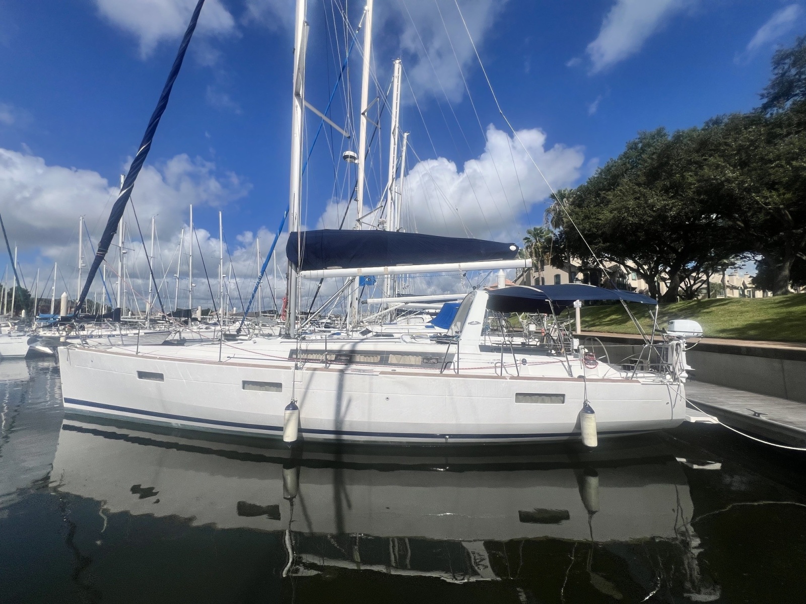 2016 Beneteau Oceanis 45