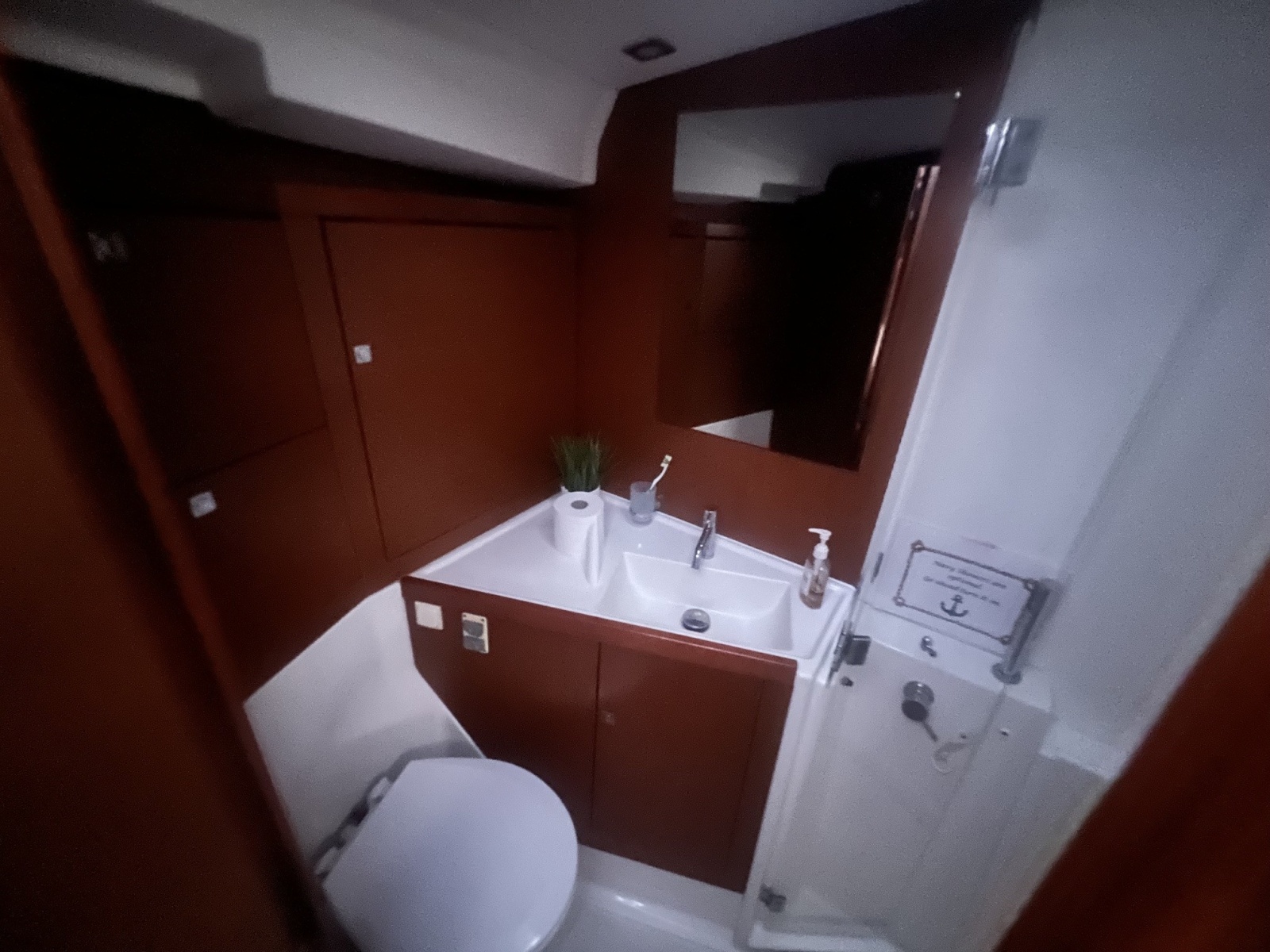 2016 Beneteau Oceanis 45