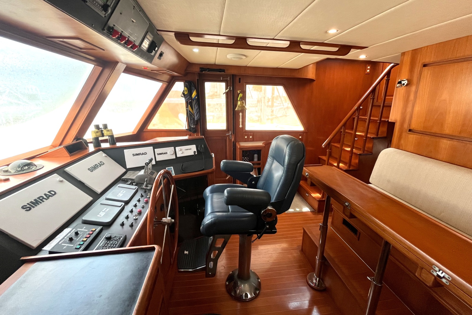 32Pilot House2
