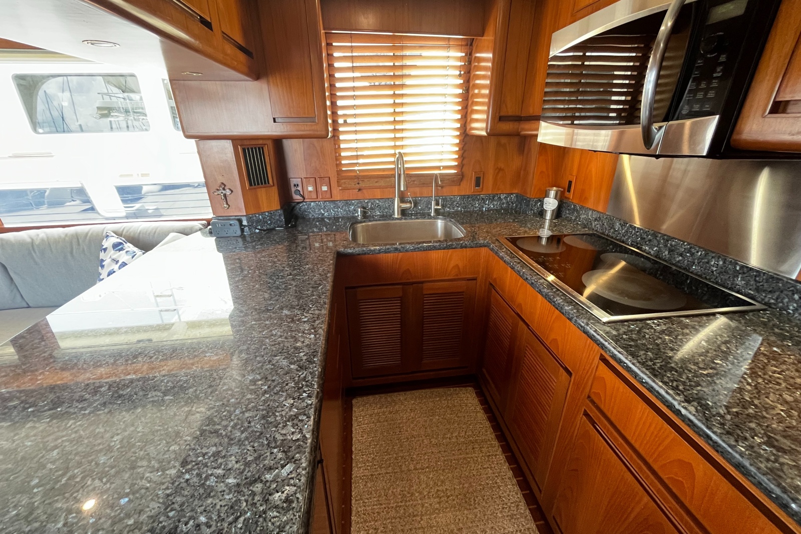 8Galley2