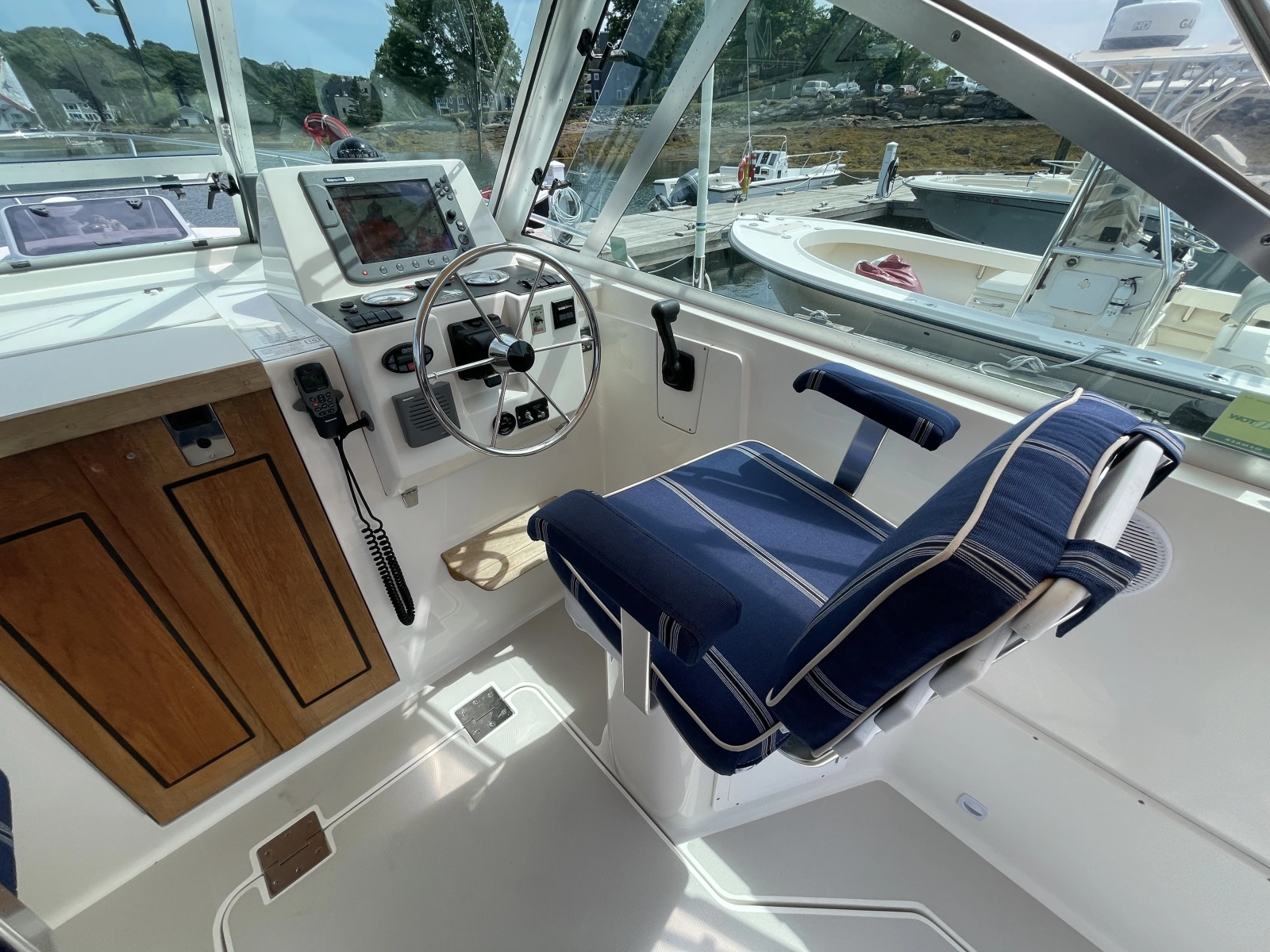 2004 Back Cove 29