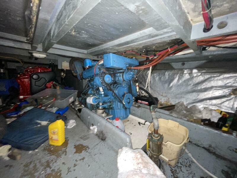 1982 Californian 34 LRC