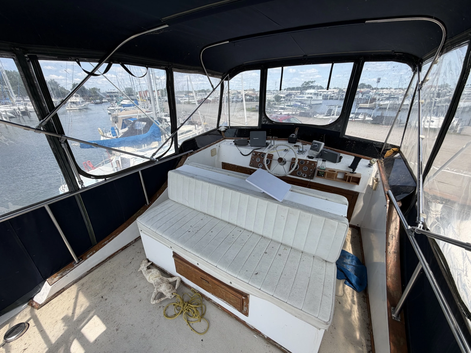 1982 Californian 34 LRC